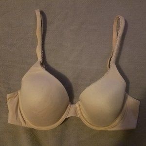 Body by Victoria's Secret lined perfect coverage 34B